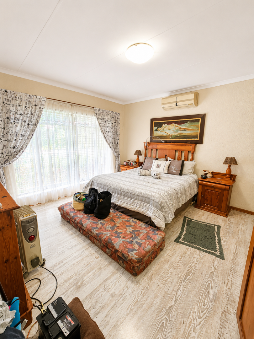 4 Bedroom Property for Sale in Wilkoppies North West